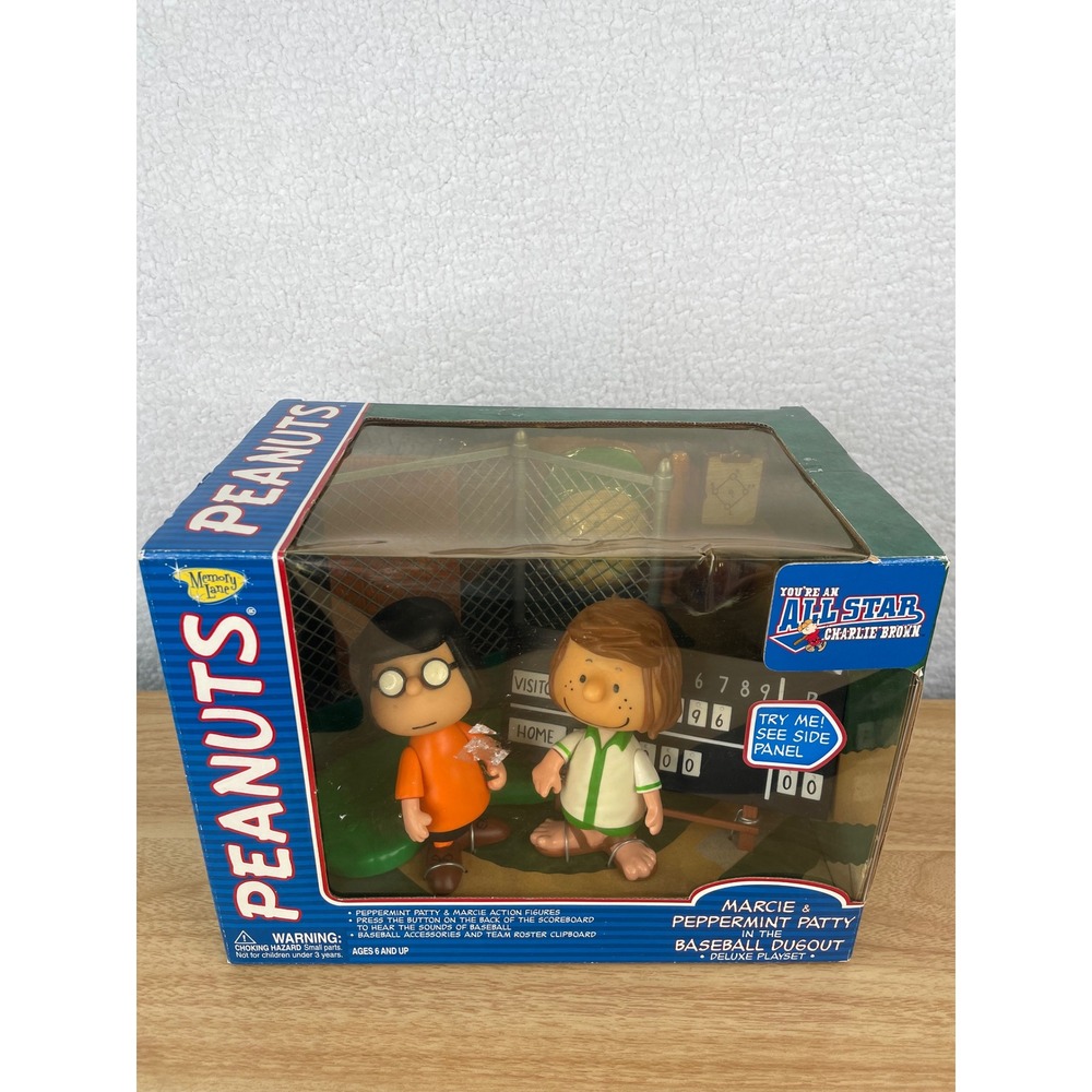 Peanuts Memory Lane Marcie Peppermint Patty Baseball Dugout Deluxe Playset 7795